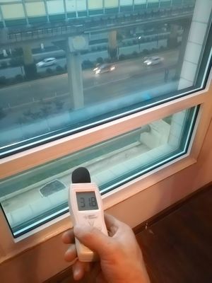 Doskonała izolacja Szklane izolacje akustyczne o wysokiej odporności na ogień i wyższej wydajności energetycznej